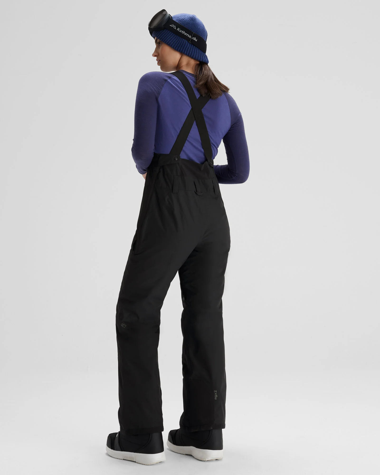 PWDR-Days Women's 2-layer Insulated Bib Pants - Black Stingray - Image 3