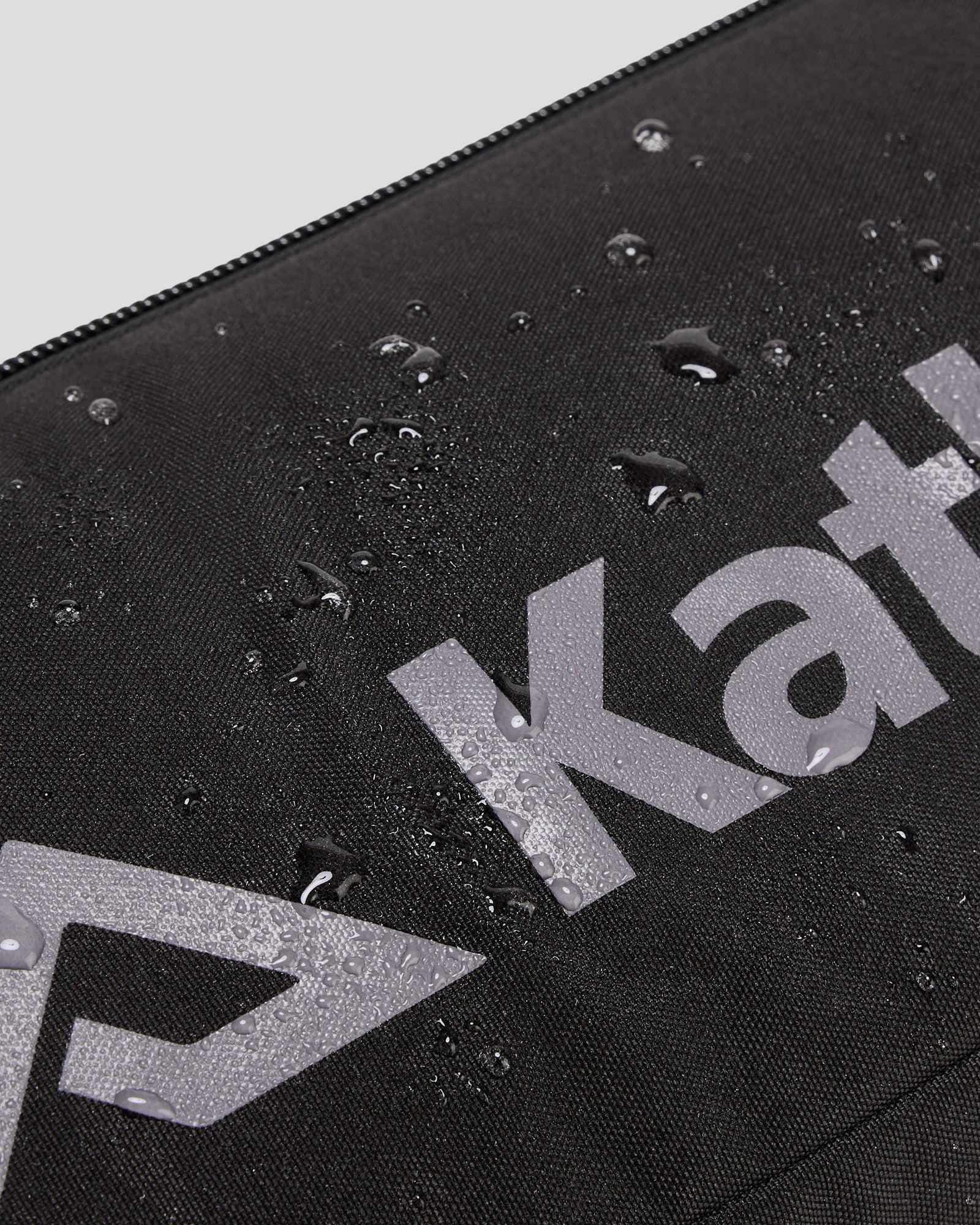 PWDR-Days Snow Ski Bag - Black Stingray - Image 7