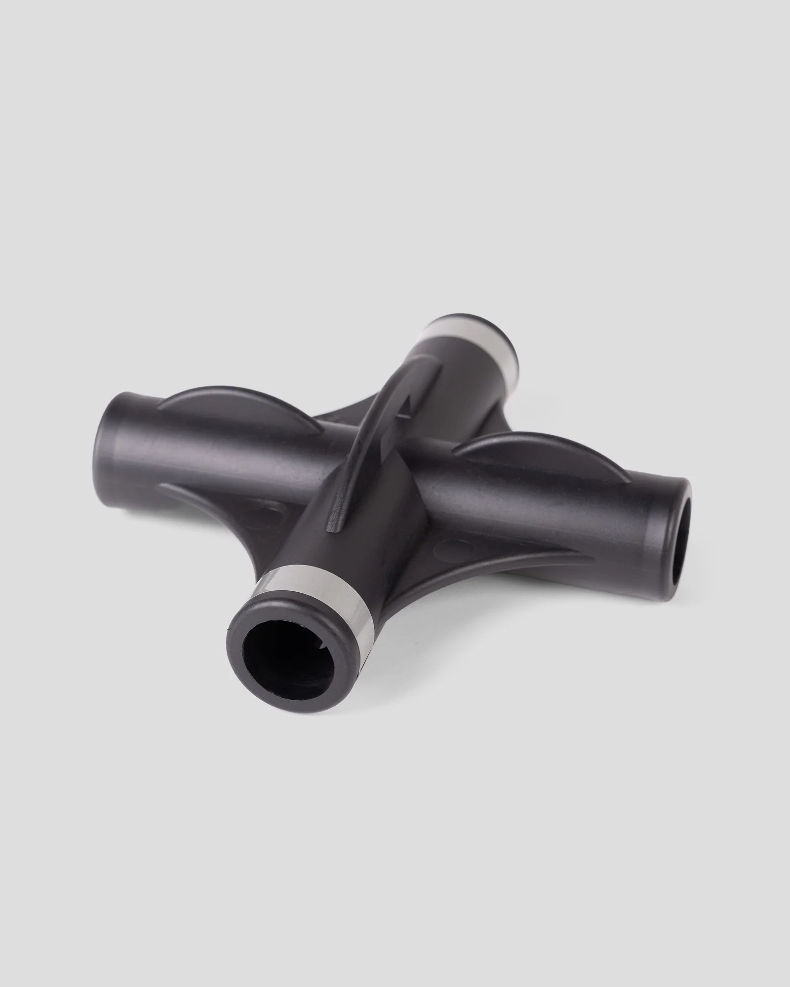 Retreat Day Room Roof Hub - Black - Image 4