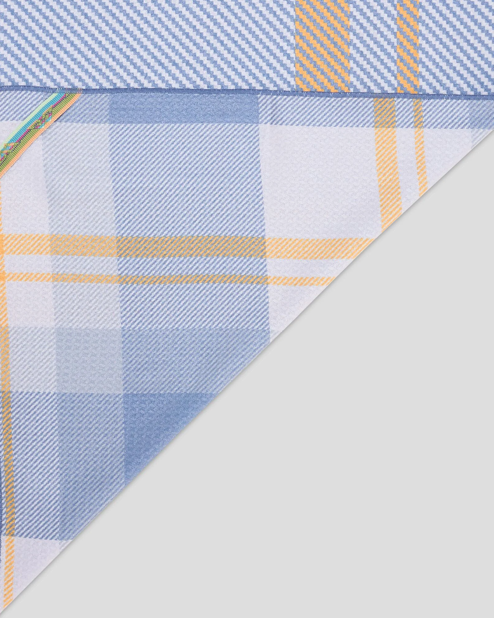 Roamer Sand Proof Beach Towel - Dove Blanket Print - Image 3