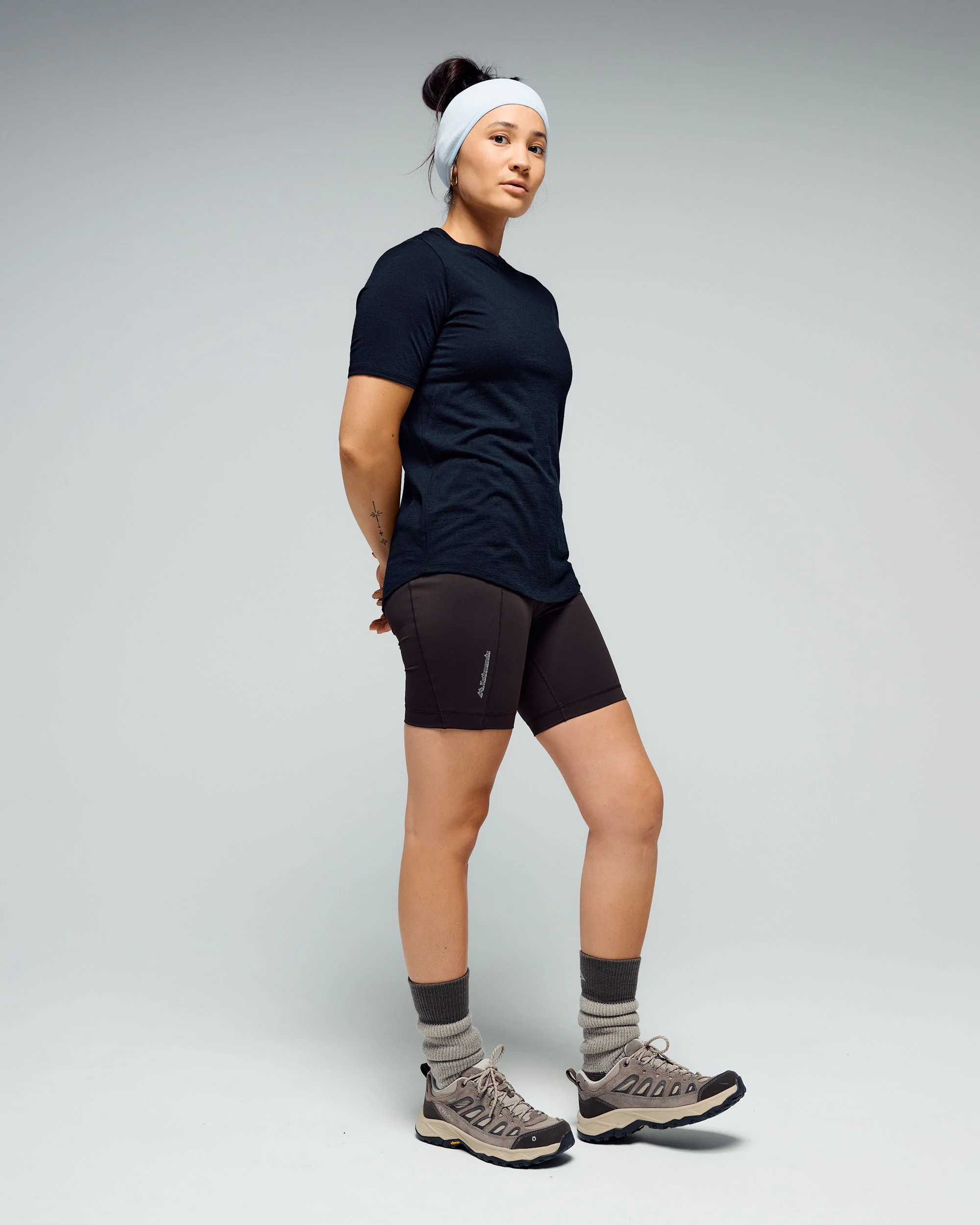Women's 100% Merino Short Sleeve Crew Top - Black - Image 3